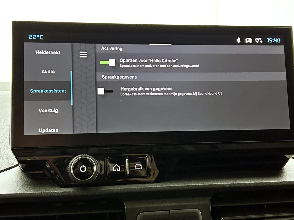 136pk L2 50 kWh Automaat | Houten Vloer | Navigatie | Stoelverwarming | Full-LED | Airco | Cruise Control | Camera | Apple Carplay/Android Auto |