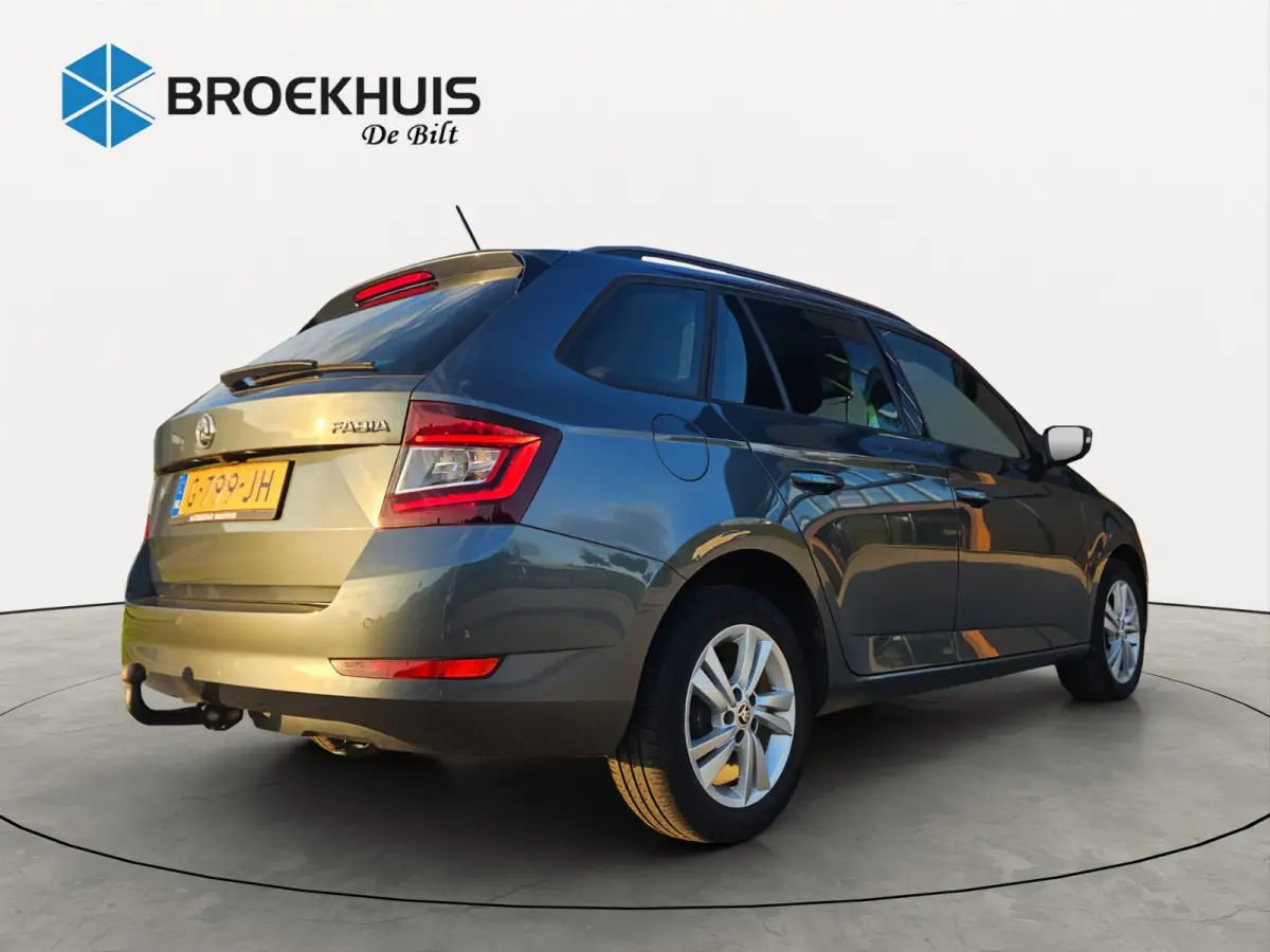 1.0 TSI Style | TREKHAAK | CRUISE | PARK SENS | CLIMA | DAB | BLEUTOOTH | 15" LMV
