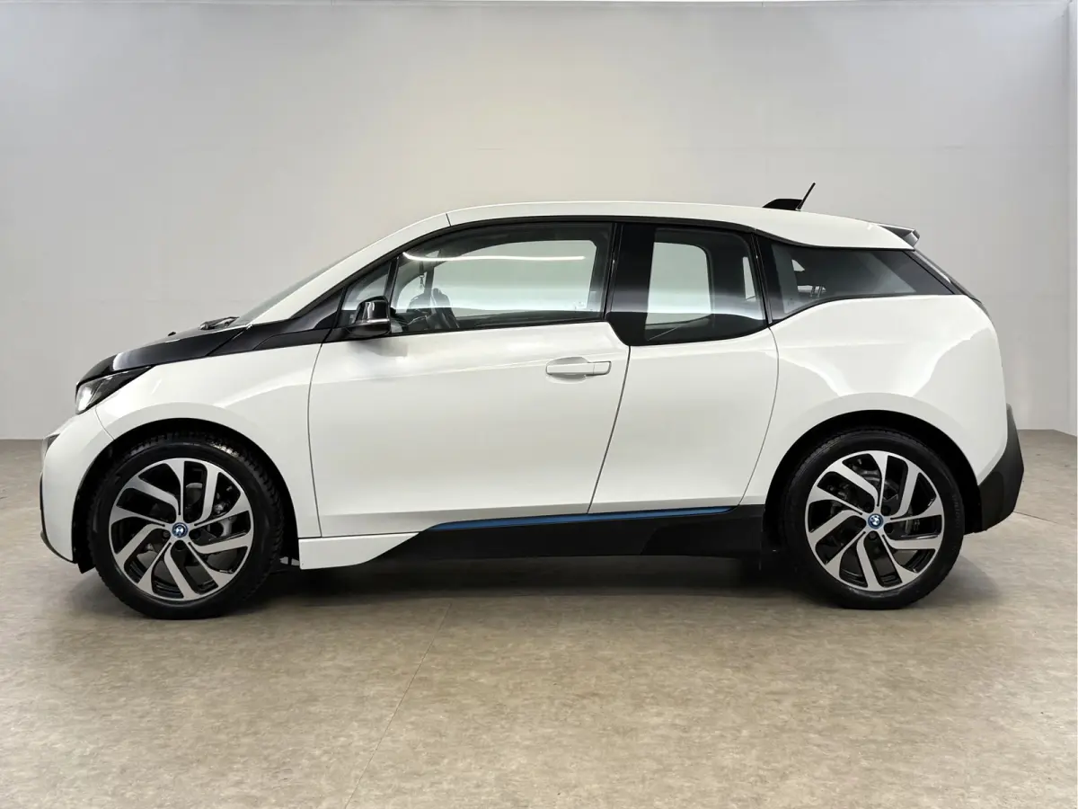 Basis 94Ah 33 kWh | Virtual | Navi | Parkeersens. | LED | NAP