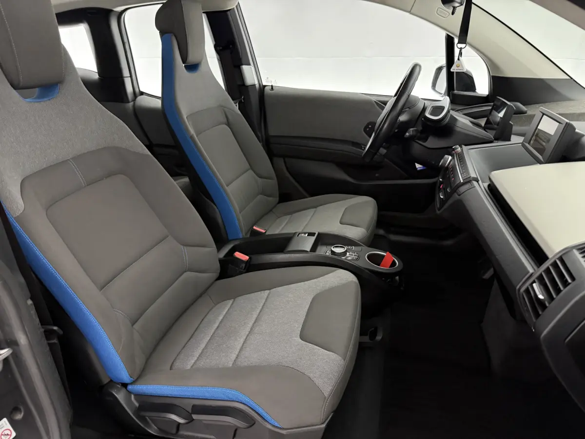 Basis 94Ah 33 kWh | Virtual | Navi | Parkeersens. | LED | NAP