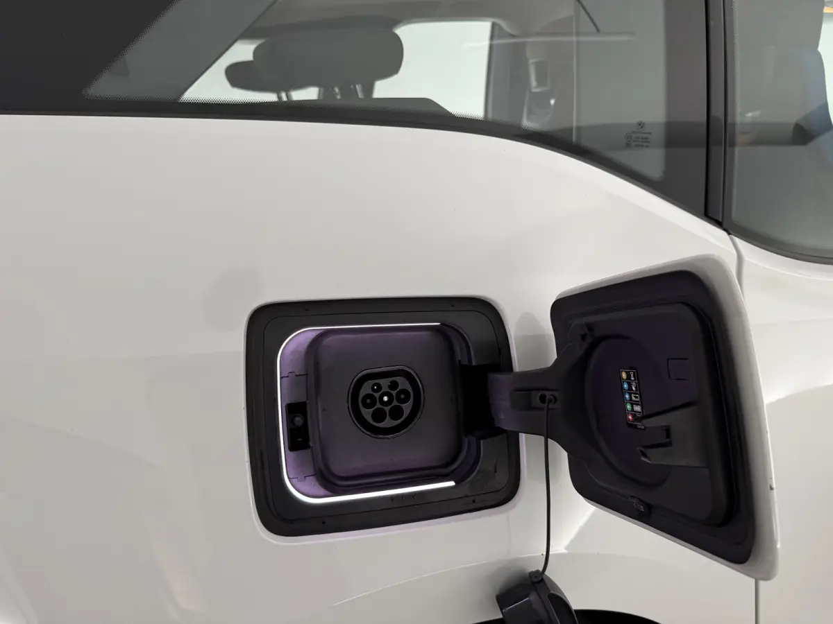 Basis 94Ah 33 kWh | Virtual | Navi | Parkeersens. | LED | NAP