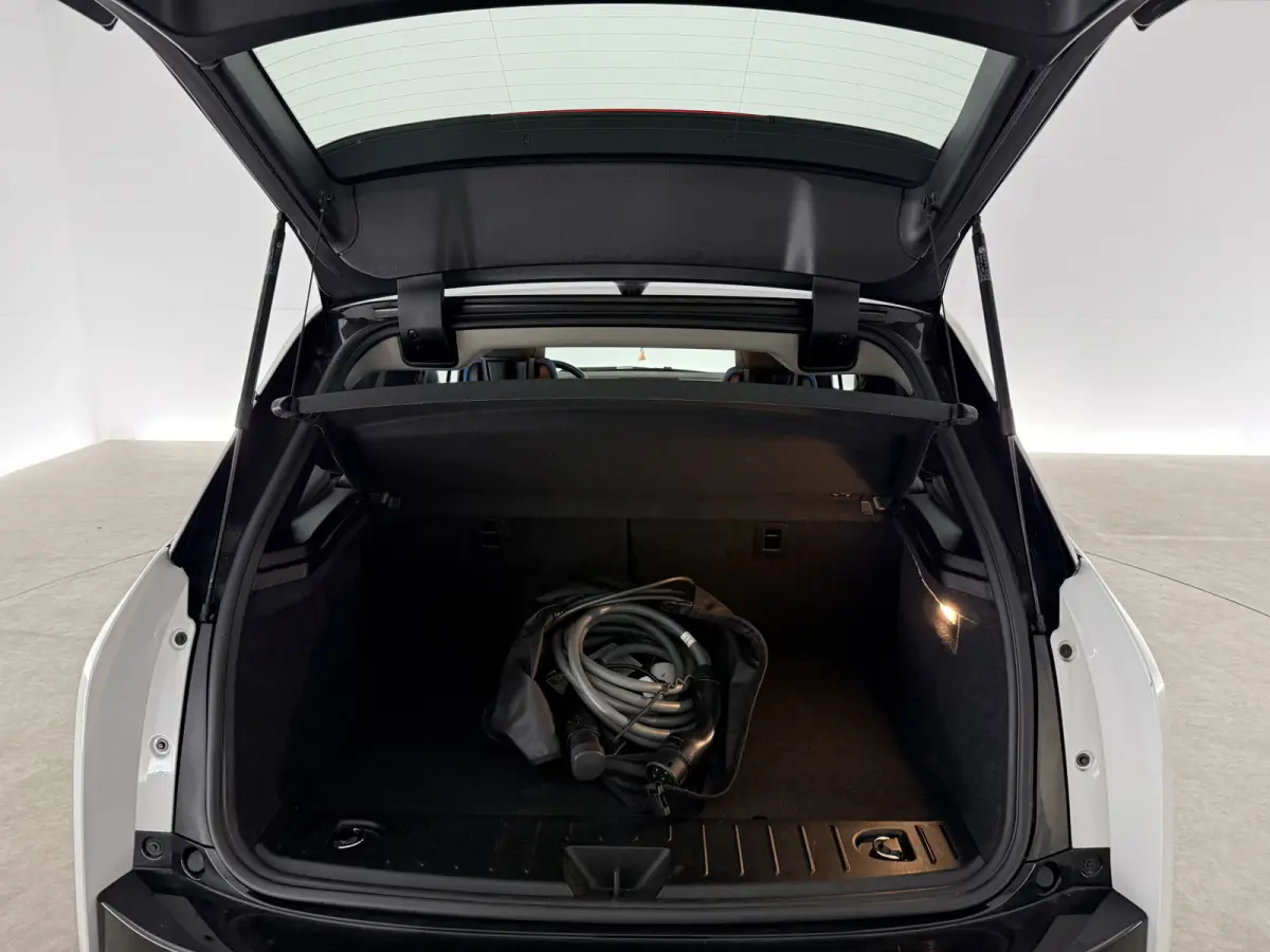 Basis 94Ah 33 kWh | Virtual | Navi | Parkeersens. | LED | NAP