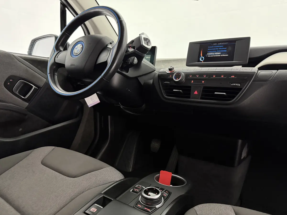 Basis 94Ah 33 kWh | Virtual | Navi | Parkeersens. | LED | NAP