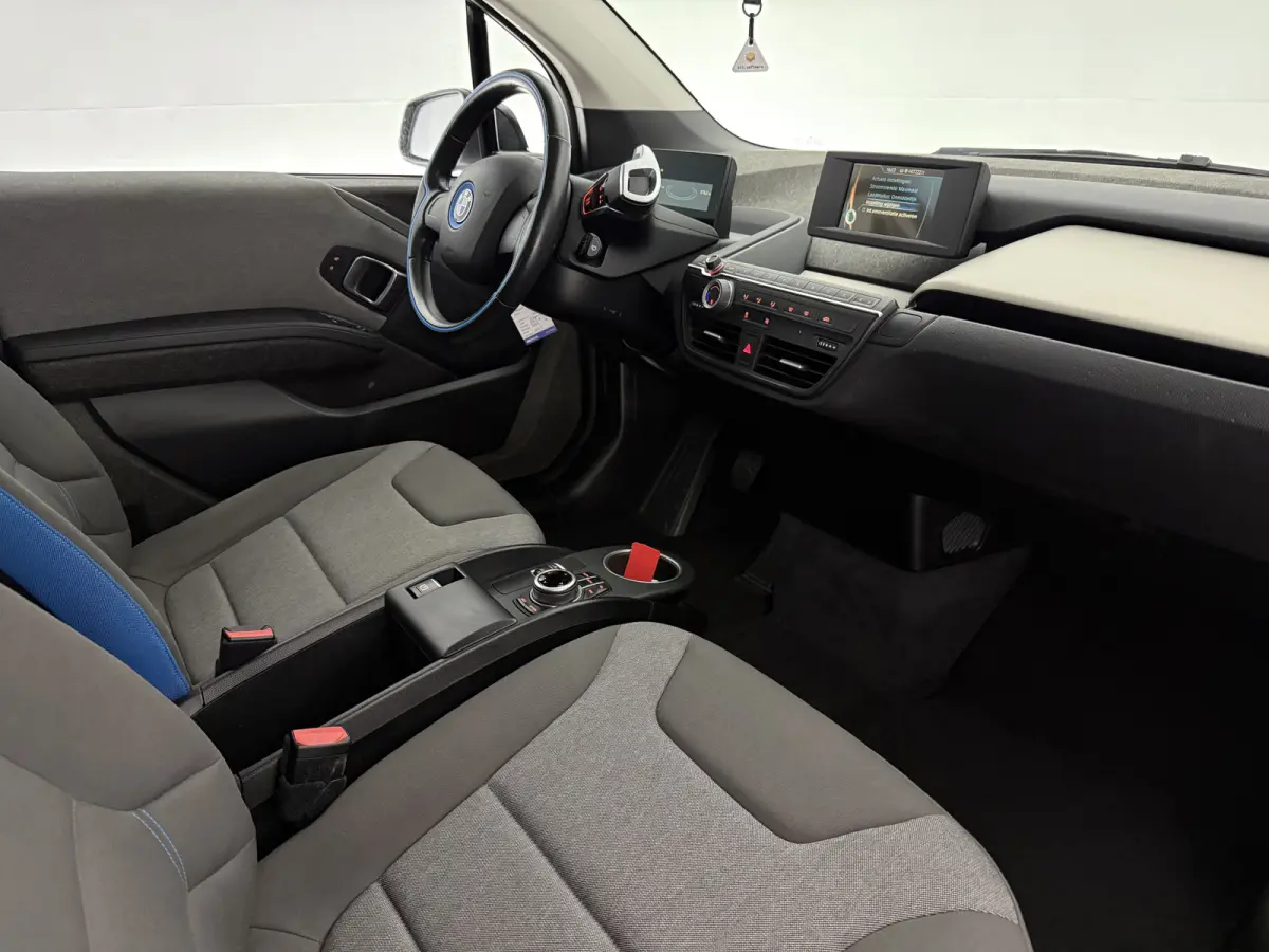 Basis 94Ah 33 kWh | Virtual | Navi | Parkeersens. | LED | NAP