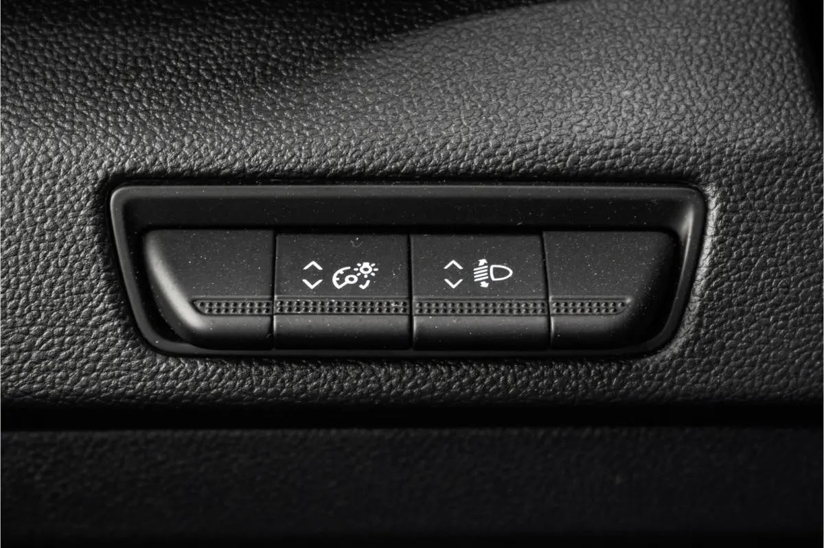 **dCi | L2H1 | Automaat | 150 PK | LED | Cruise | Airco | PDC | Euro 6**