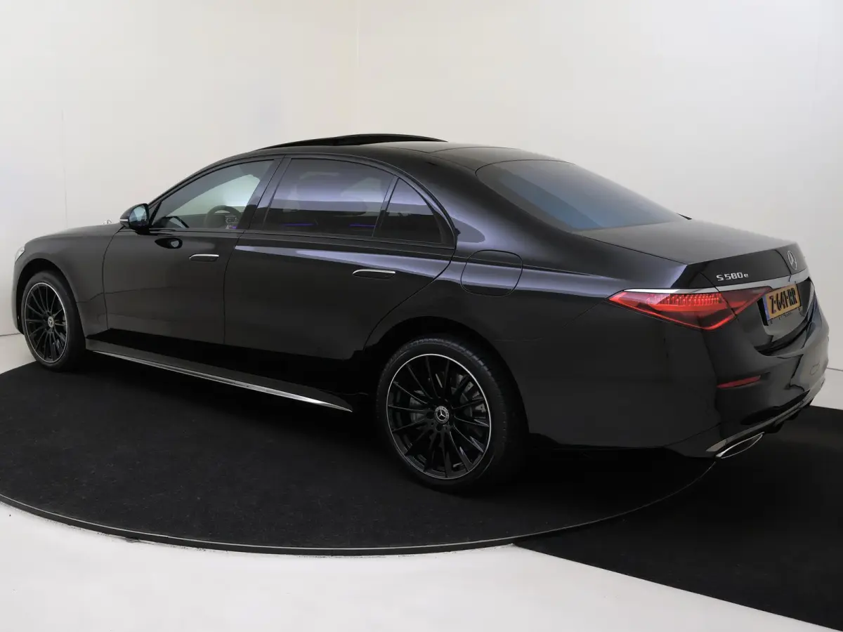 580 e 4MATIC Lang AMG Line / Panoramadak/ Night/ 20 inch/ Burmester 3D/ Nappa/ Stoelverwarming V+A