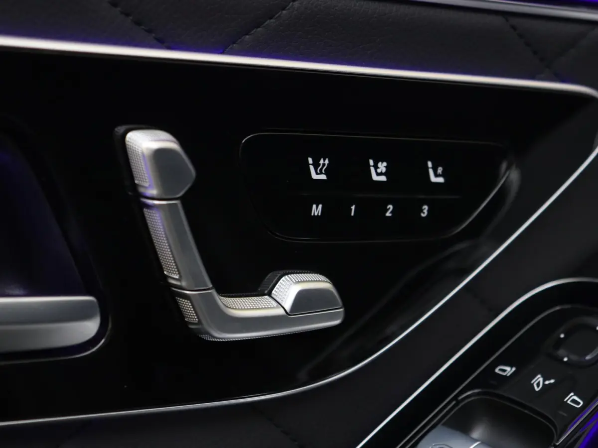 580 e 4MATIC Lang AMG Line / Panoramadak/ Night/ 20 inch/ Burmester 3D/ Nappa/ Stoelverwarming V+A