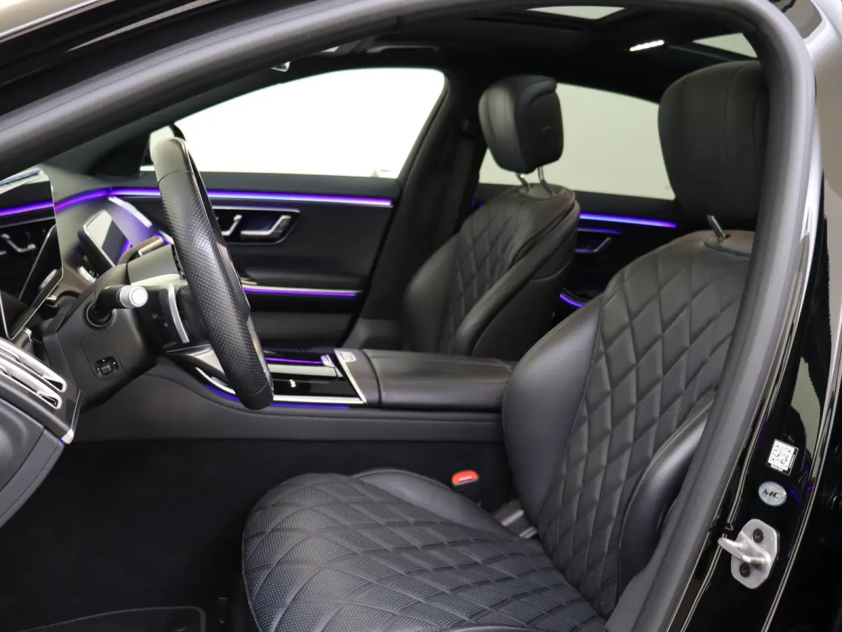 580 e 4MATIC Lang AMG Line / Panoramadak/ Night/ 20 inch/ Burmester 3D/ Nappa/ Stoelverwarming V+A