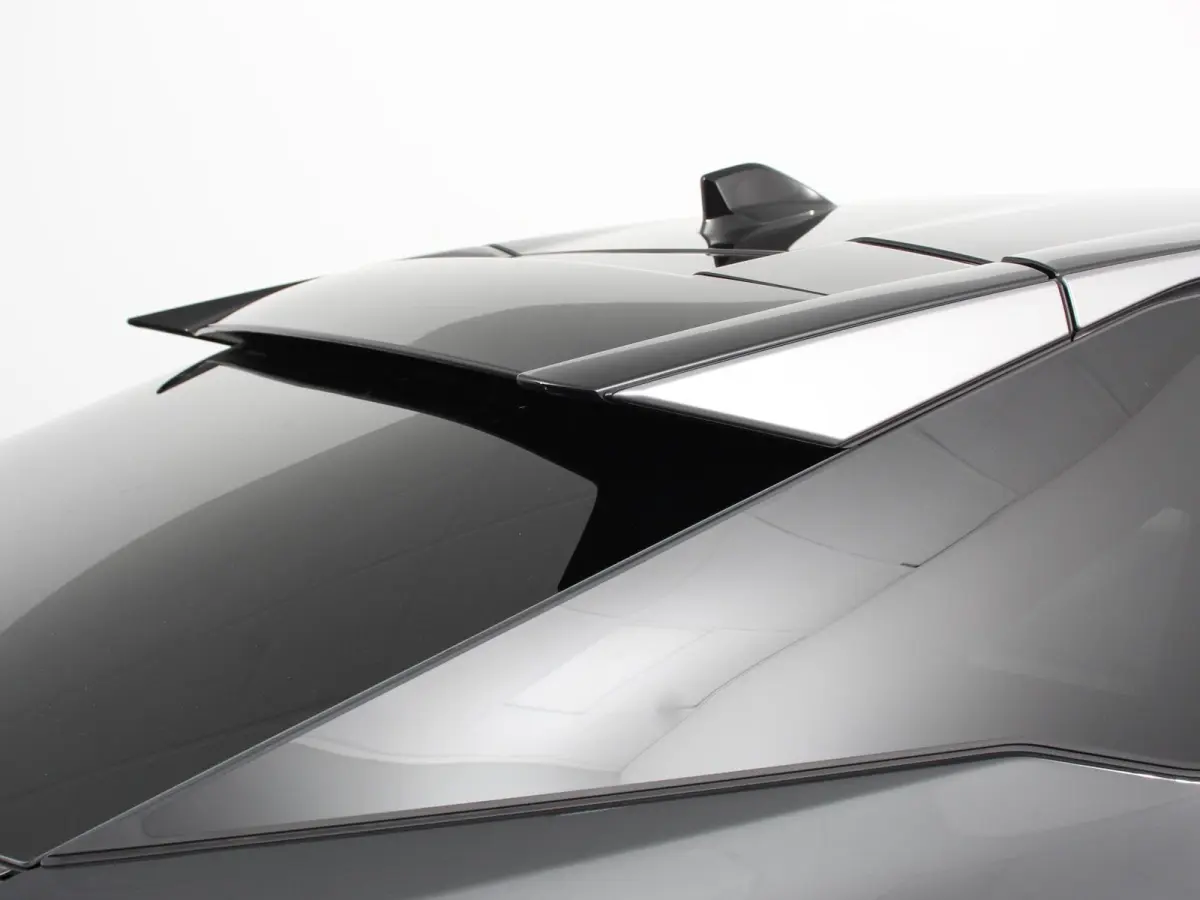 210 GT-Line Automaat Climate control Adaptieve cruise control 360 camera Keyless Apple Carplay/ Android auto Led Verwarmde voorstoelen Stuurverwarming Parkeersensoren Navigatie Afneembare Tr