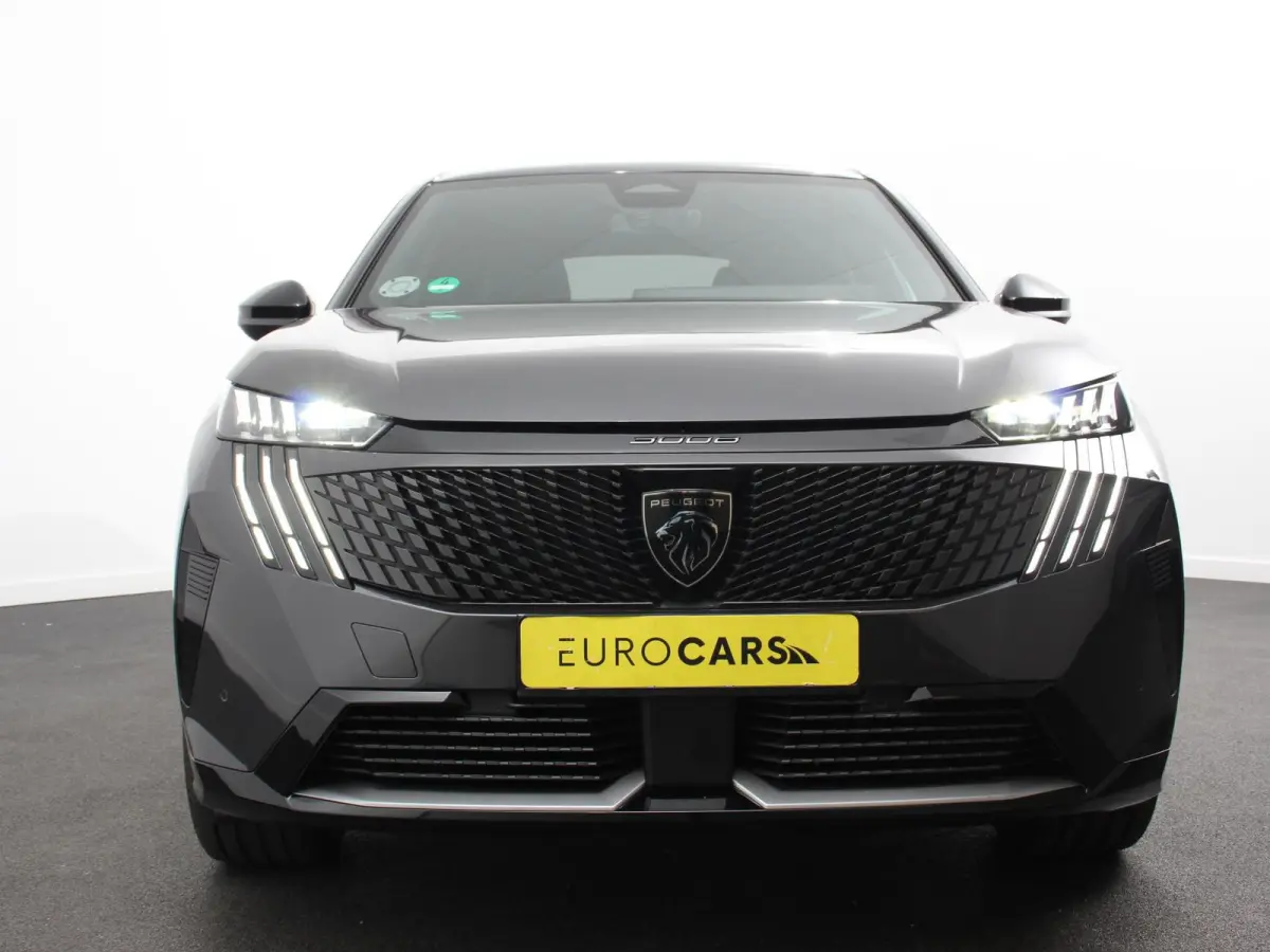 210 GT-Line Automaat Climate control Adaptieve cruise control 360 camera Keyless Apple Carplay/ Android auto Led Verwarmde voorstoelen Stuurverwarming Parkeersensoren Navigatie Afneembare Tr