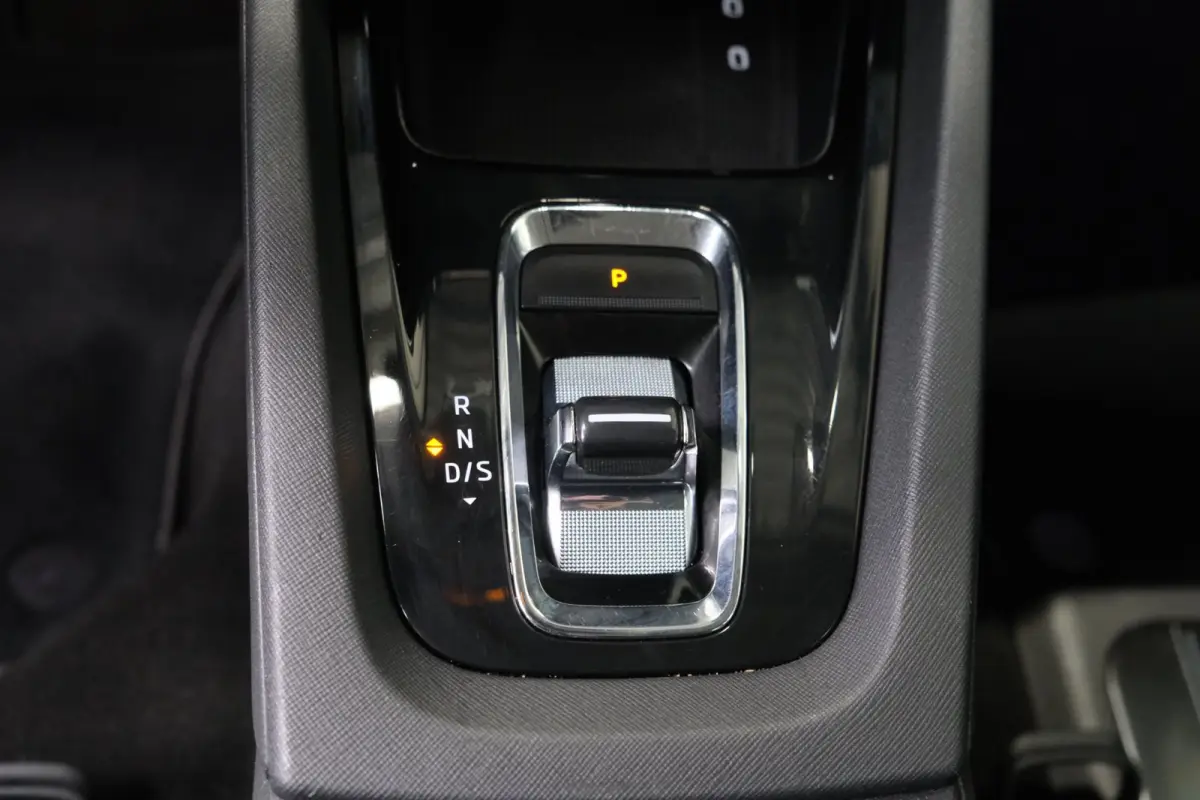 1.0 e-TSI Business Edition > €7900,- Netto Export <