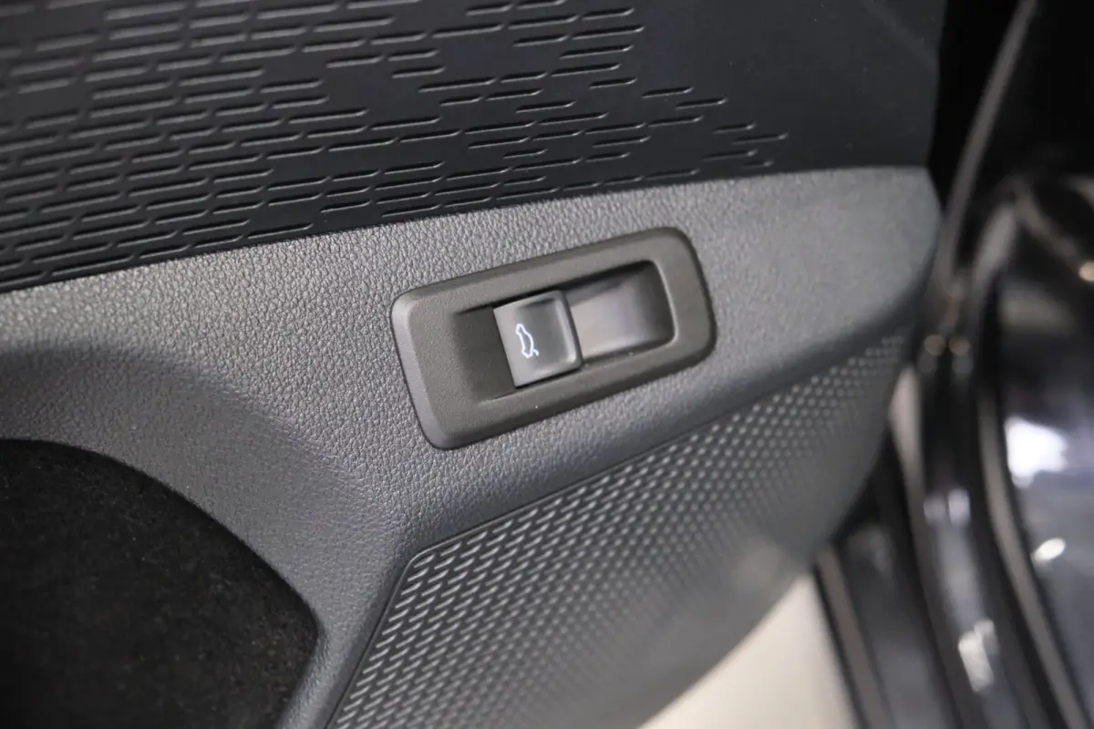 1.0 e-TSI Business Edition > €7900,- Netto Export <