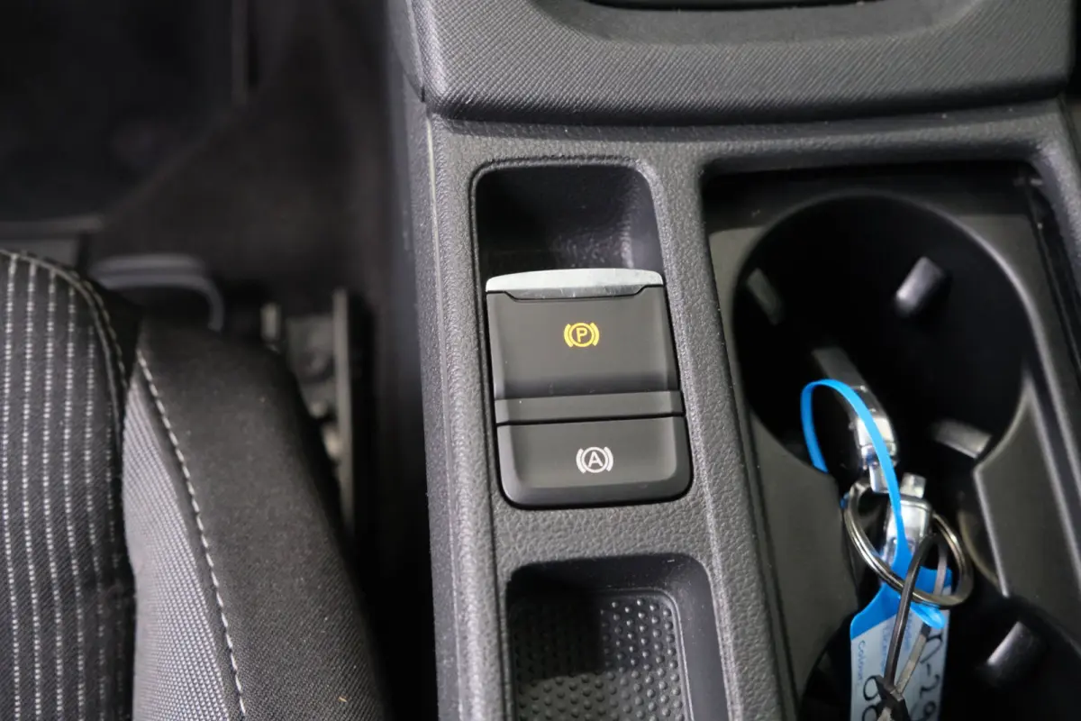 1.0 e-TSI Business Edition > €7900,- Netto Export <