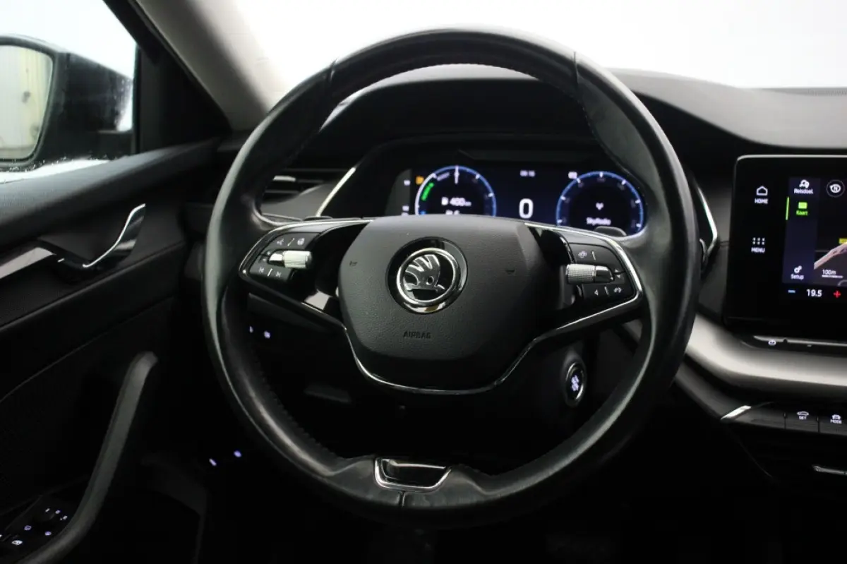 1.4 TSI iV PHEV Business Edition - Digitaal Cockpit, Carplay, Camera, Stoelverw. Trekhaak