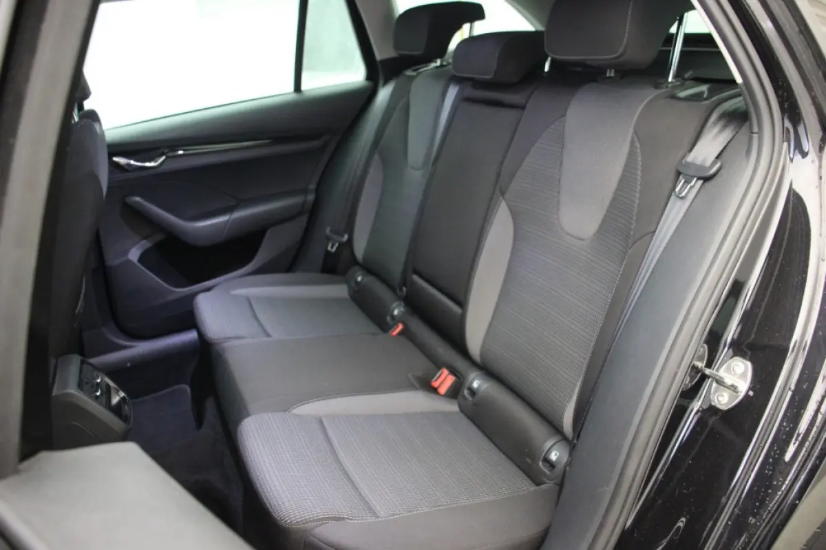 1.4 TSI iV PHEV Business Edition - Digitaal Cockpit, Carplay, Camera, Stoelverw. Trekhaak