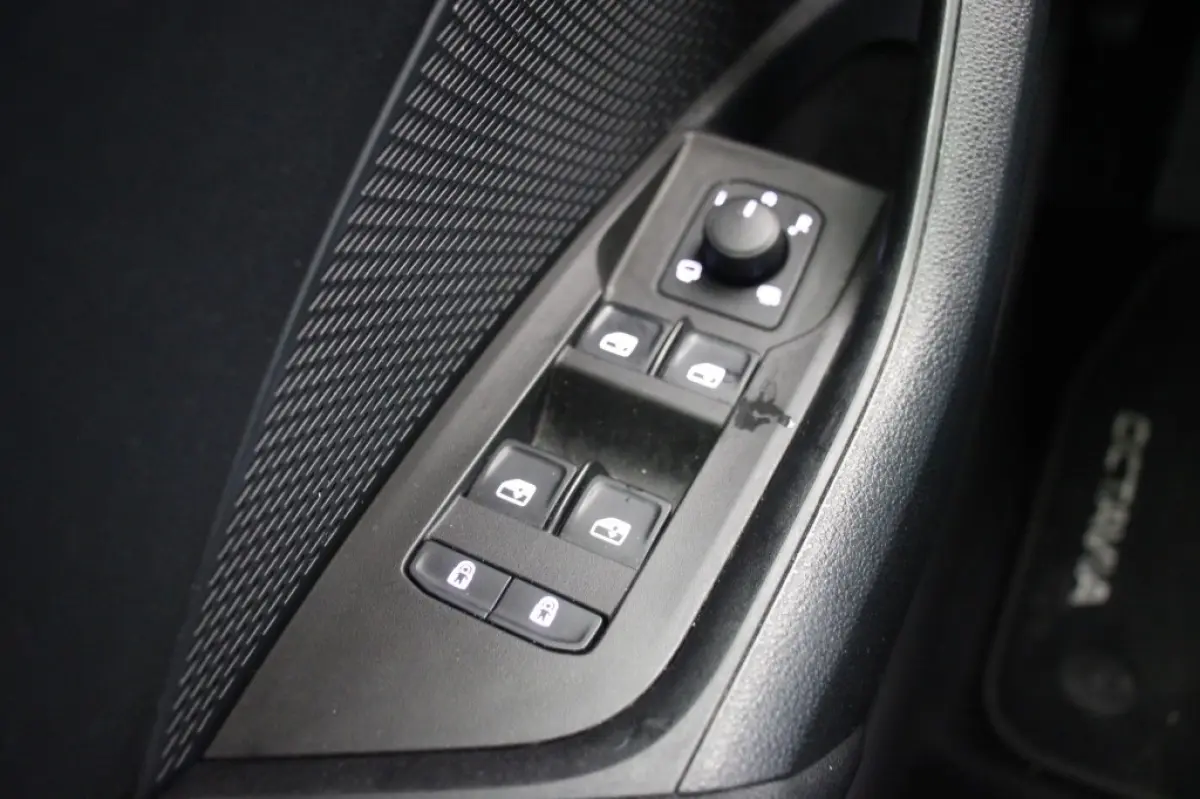 1.4 TSI iV PHEV Business Edition - Digitaal Cockpit, Carplay, Camera, Stoelverw. Trekhaak