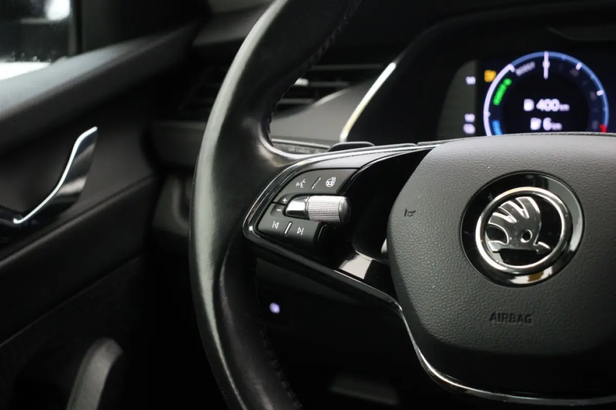 1.4 TSI iV PHEV Business Edition - Digitaal Cockpit, Carplay, Camera, Stoelverw. Trekhaak