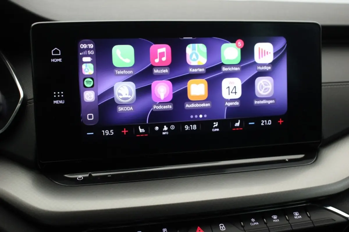 1.4 TSI iV PHEV Business Edition - Digitaal Cockpit, Carplay, Camera, Stoelverw. Trekhaak