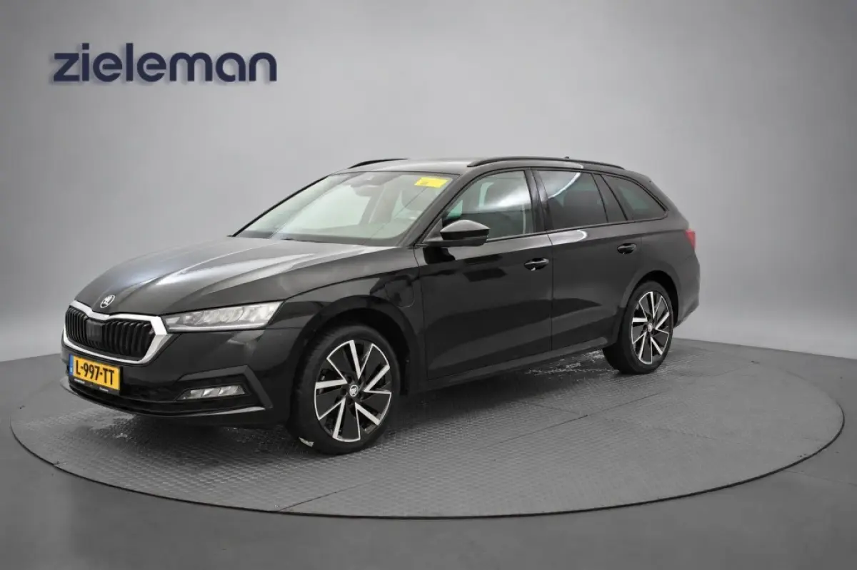 1.4 TSI iV PHEV Business Edition - Digitaal Cockpit, Carplay, Camera, Stoelverw. Trekhaak