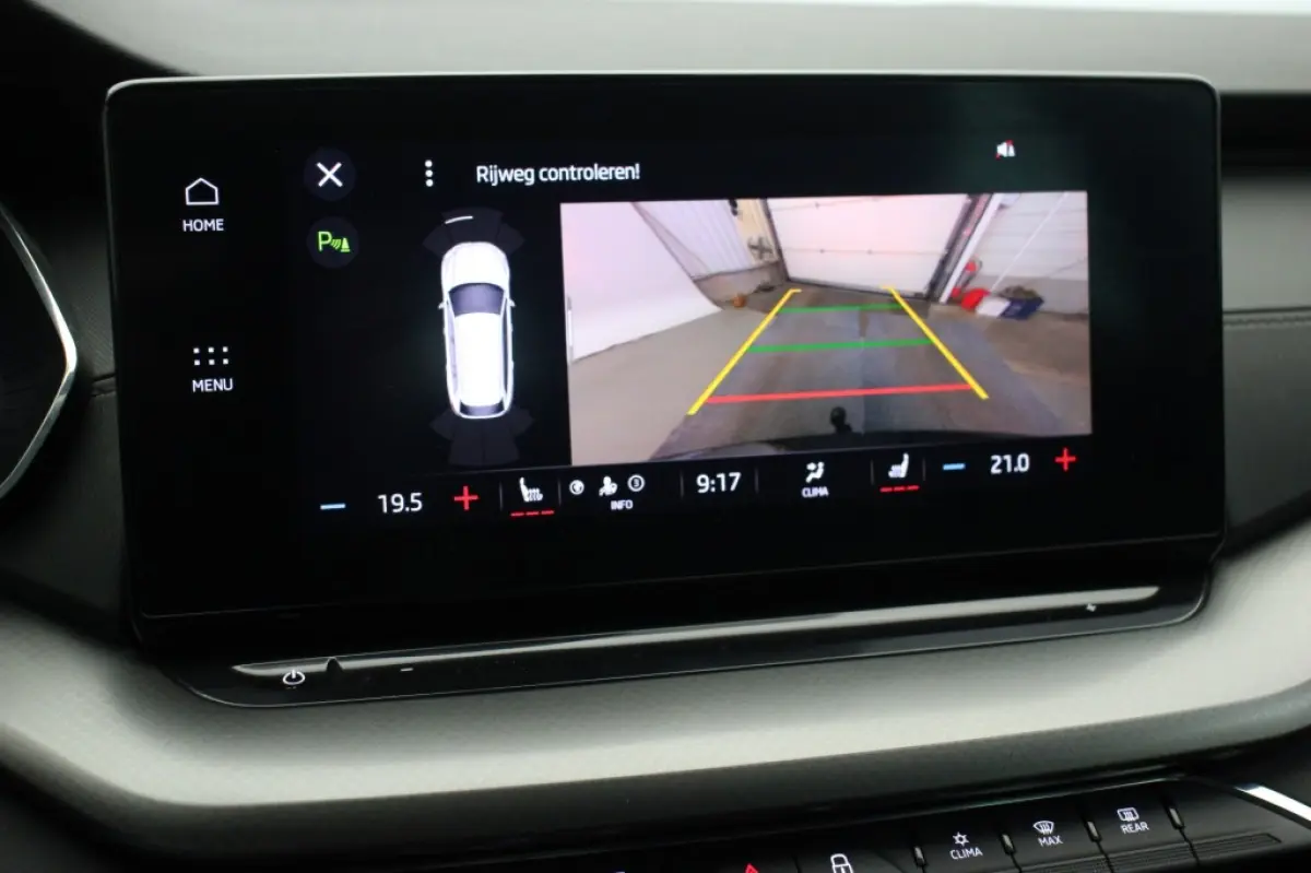 1.4 TSI iV PHEV Business Edition - Digitaal Cockpit, Carplay, Camera, Stoelverw. Trekhaak