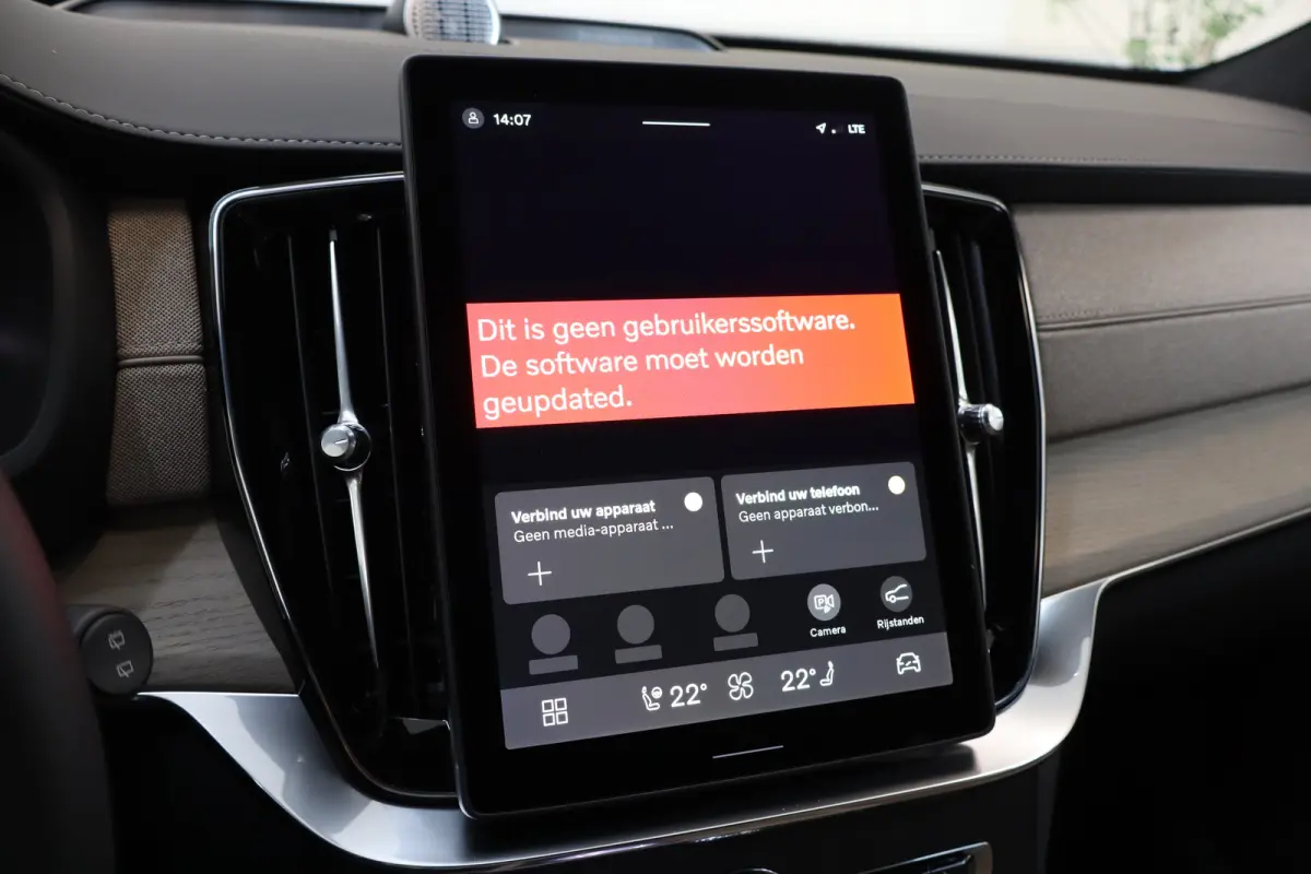 2.0 T8 Plug-in hybrid AWD Ultra Bright Exec. Ed. | 2 stoelen op derde rij | Achterbank verwarmd | Achteruitrij assistent