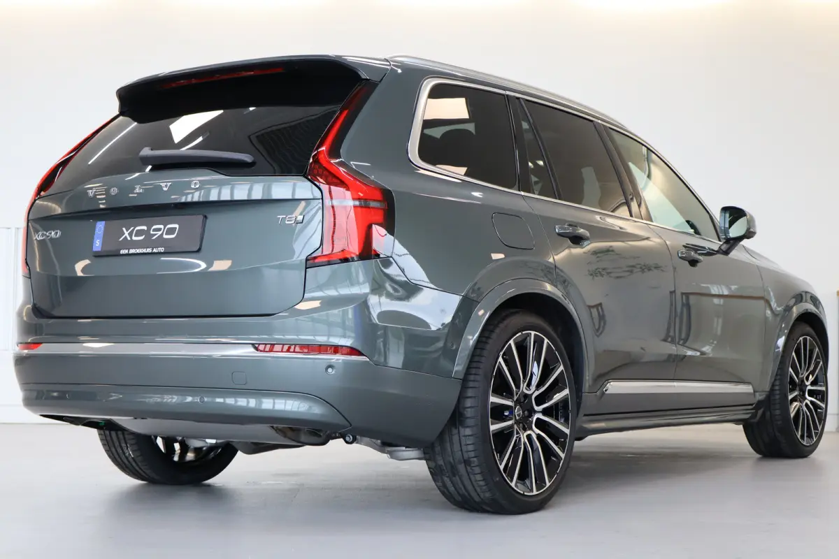 2.0 T8 Plug-in hybrid AWD Ultra Bright Exec. Ed. | 2 stoelen op derde rij | Achterbank verwarmd | Achteruitrij assistent