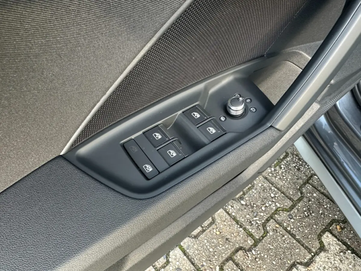35 TFSI 150PK S-Line Aut. bj2021 *Navi *PDC *Cruise *18inch