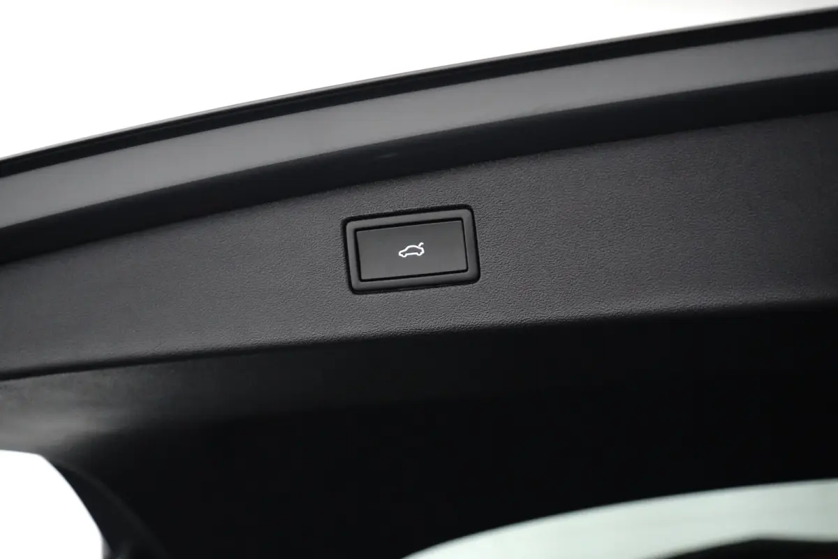 1.5 TSI eHybrid 150 kW Life | Trekhaak | Camera | Apple Carplay |