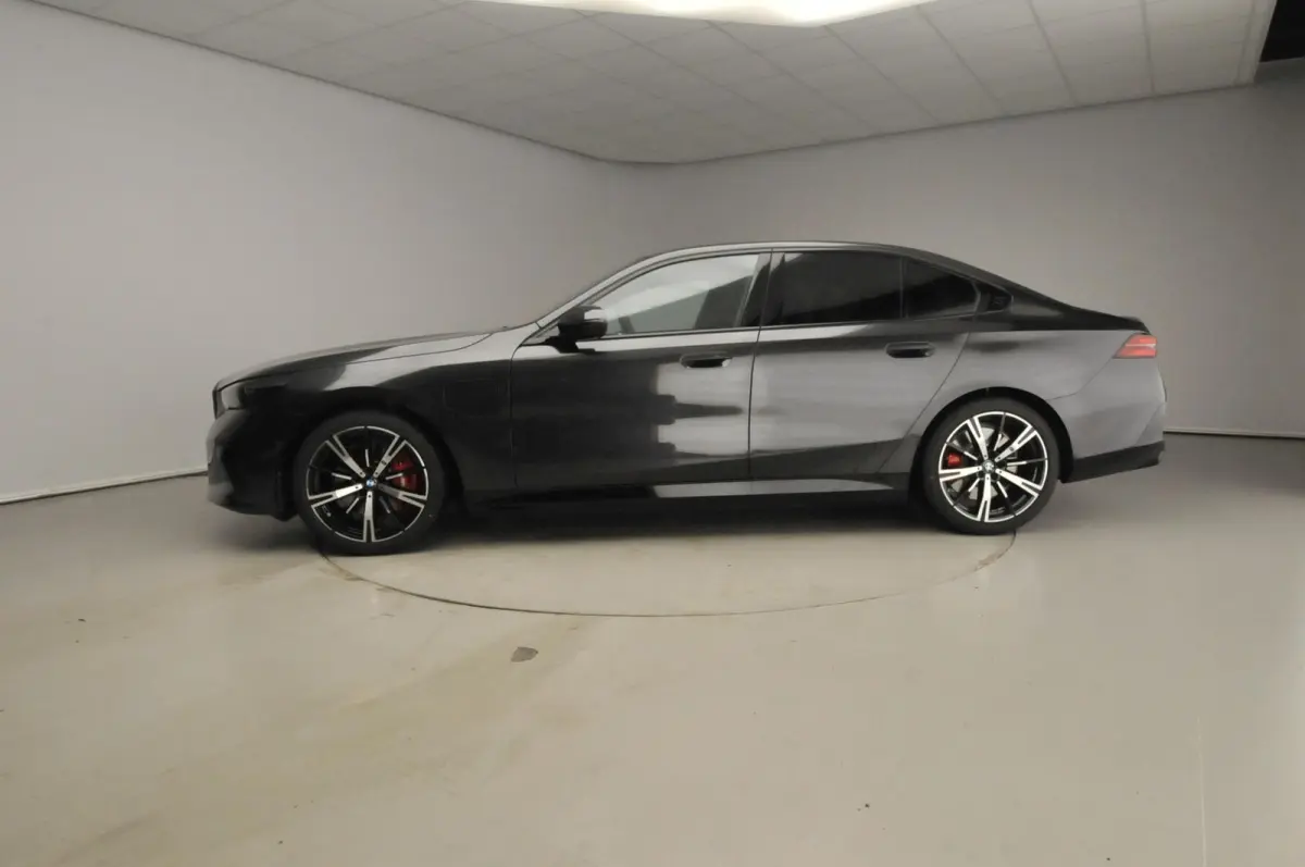 550e xDrive M Sportpakket Pro | Comfort pakket | Innovation Pack | Travel Pack