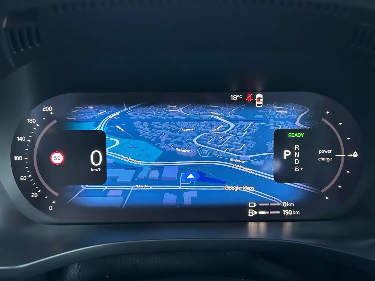 2.0 T6 Plug-in hybrid AWD Plus Bright | Long Range | SoH 95% | Panoramadak | Camera | Harman/Kardon |