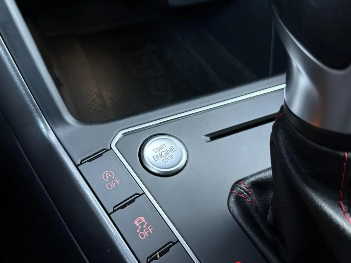 2.0 TSI GTI | Panorama Dak | Adaptieve Cruise | Beats Audio | Recent groot onderhoud |