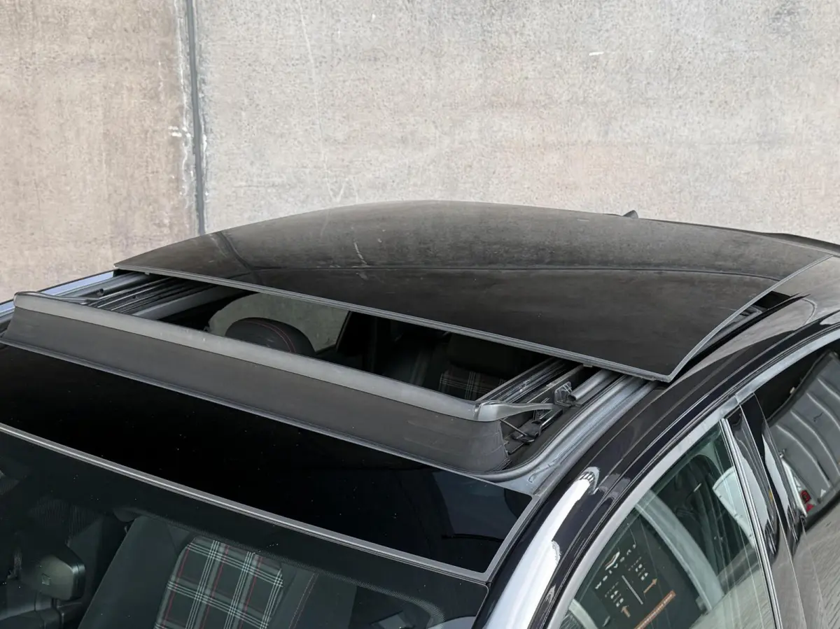 2.0 TSI GTI | Panorama Dak | Adaptieve Cruise | Beats Audio | Recent groot onderhoud |