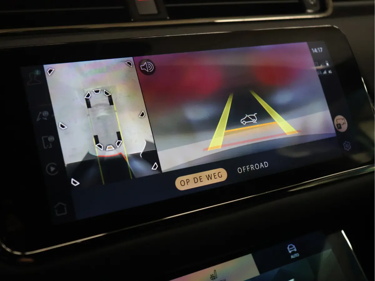 1.5 P300e AWD R-Dynamic SE [PANORAMADAK, ADAPTIVE CRUISE CONTROL, APPLE CARPLAY, ANDROID, RONDOM CAMERA, MEMORY SEATS, STOELVERWARMING, DODEHOEKDETECTIE, ELEKTRISCHE ACHTERKLEP, LEDER, LED, 