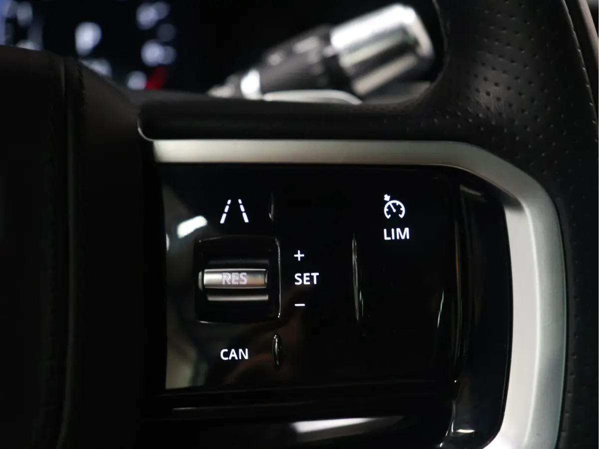 1.5 P300e AWD R-Dynamic SE [PANORAMADAK, ADAPTIVE CRUISE CONTROL, APPLE CARPLAY, ANDROID, RONDOM CAMERA, MEMORY SEATS, STOELVERWARMING, DODEHOEKDETECTIE, ELEKTRISCHE ACHTERKLEP, LEDER, LED, 