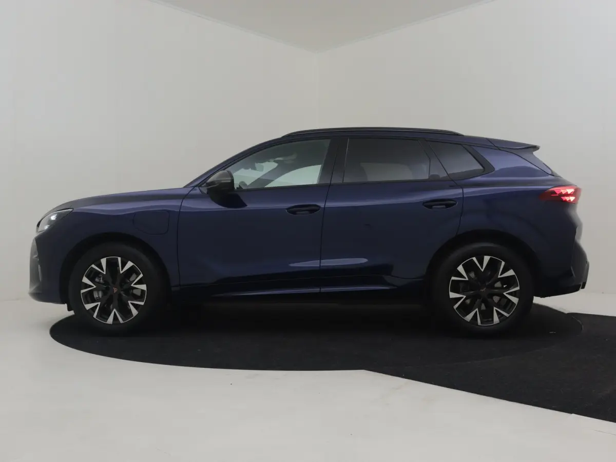 1.5 TSI e-Hybrid Business | 360gr Camera | Head-up Display | Keyless | Elektr stoel incl memory | Parkeer assist | Stoel/stuurverw | App Connect | LED | DAB | 18"LMV