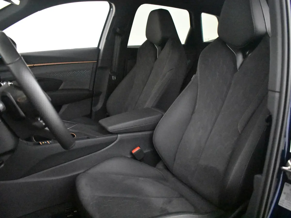 1.5 TSI e-Hybrid Business | 360gr Camera | Head-up Display | Keyless | Elektr stoel incl memory | Parkeer assist | Stoel/stuurverw | App Connect | LED | DAB | 18"LMV