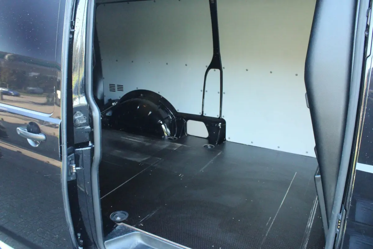 2.0 TDI 102pk L2H1 | Trekhaak | Cruise Control | Navigatie | Parkeersensor Achter