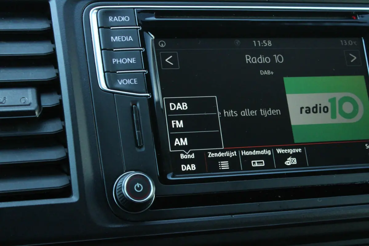 2.0 TDI 102pk L2H1 | Trekhaak | Cruise Control | Navigatie | Parkeersensor Achter