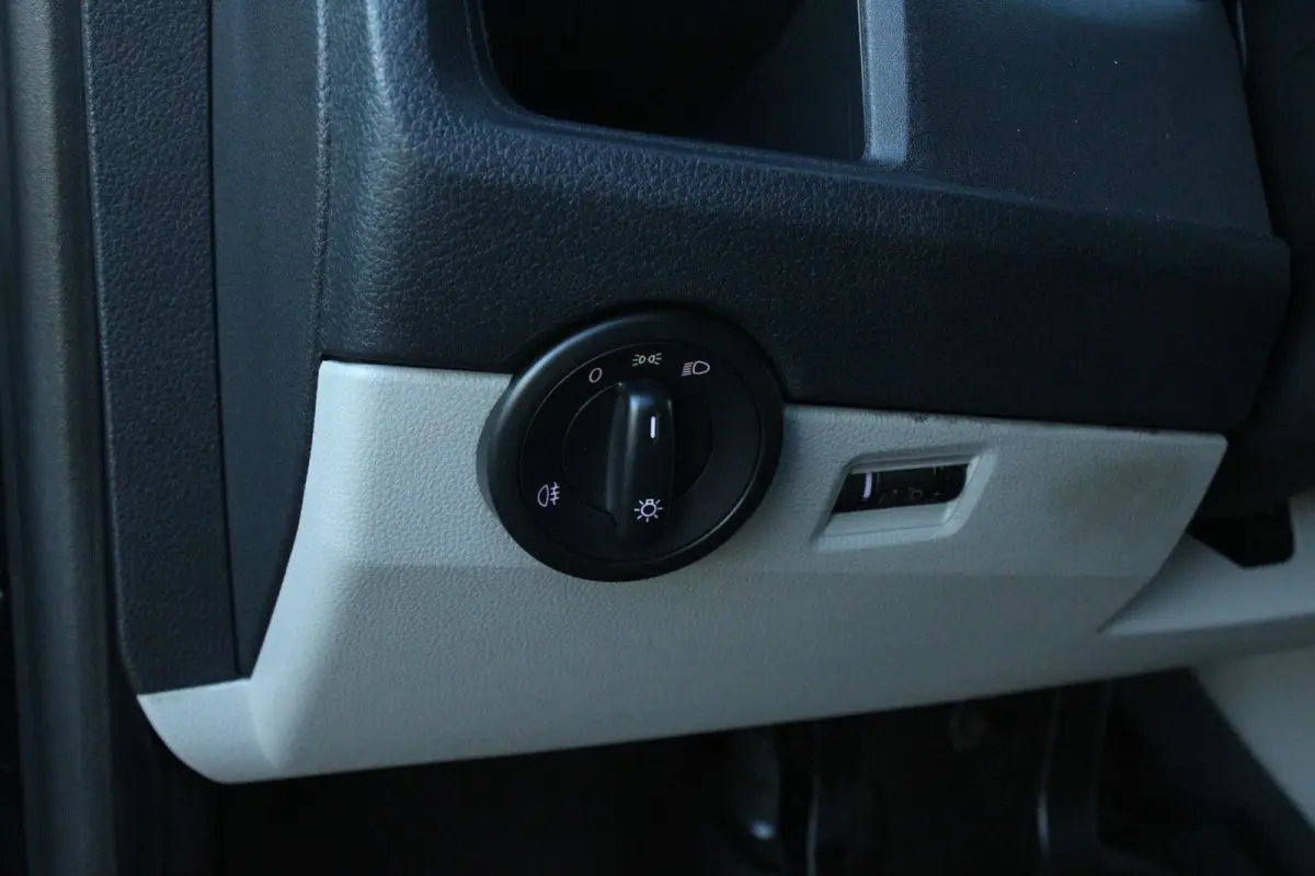 2.0 TDI 102pk L2H1 | Trekhaak | Cruise Control | Navigatie | Parkeersensor Achter