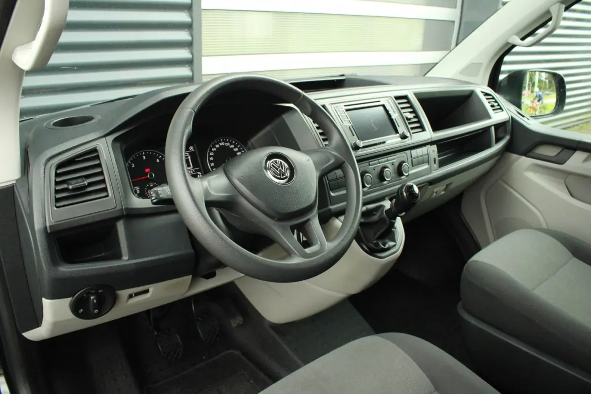 2.0 TDI 102pk L2H1 | Trekhaak | Cruise Control | Navigatie | Parkeersensor Achter