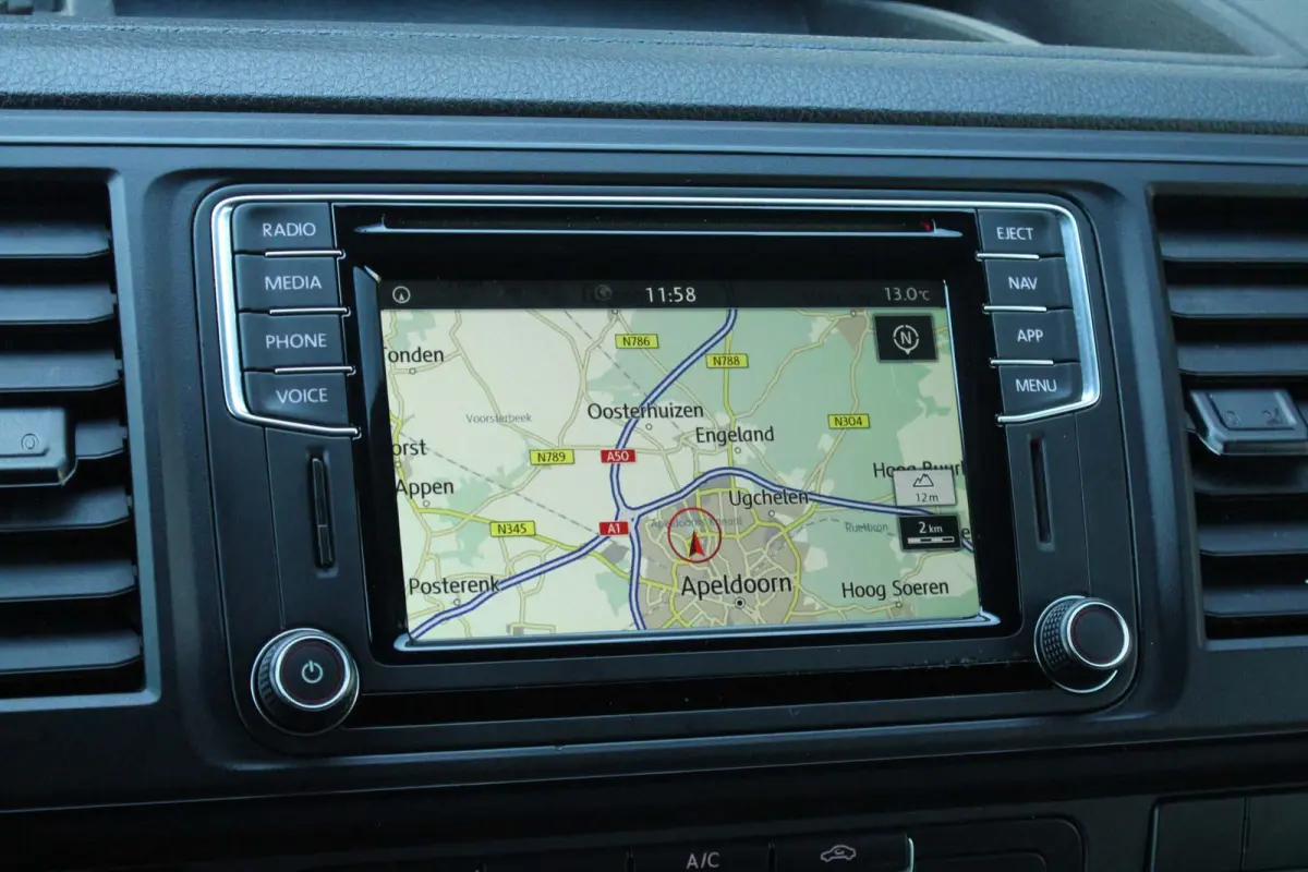 2.0 TDI 102pk L2H1 | Trekhaak | Cruise Control | Navigatie | Parkeersensor Achter