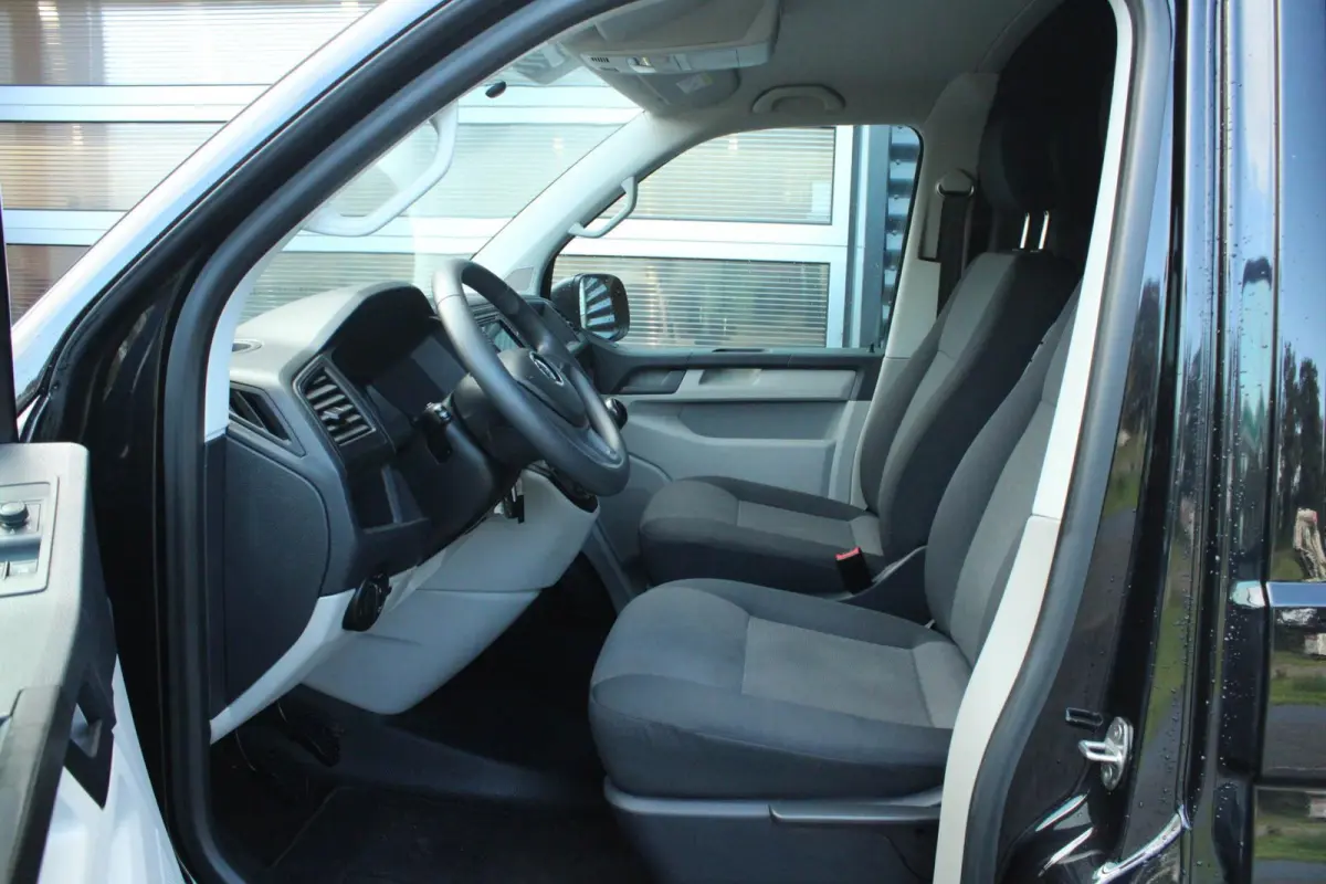 2.0 TDI 102pk L2H1 | Trekhaak | Cruise Control | Navigatie | Parkeersensor Achter