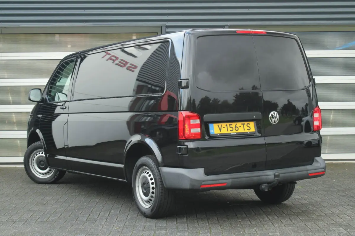 2.0 TDI 102pk L2H1 | Trekhaak | Cruise Control | Navigatie | Parkeersensor Achter