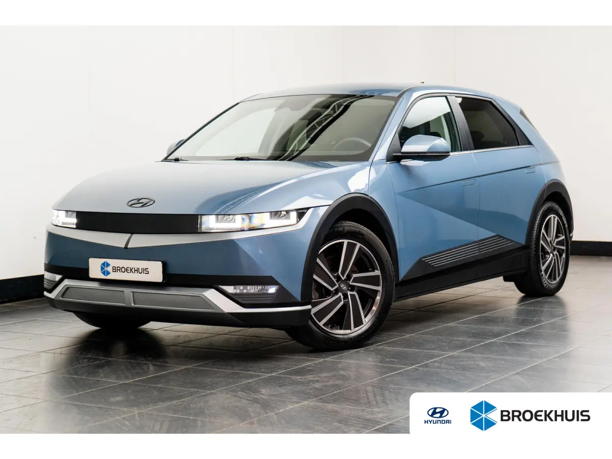 Basis Elektro | Adaptieve Cruise Control | Navigatie | Climate Control | Apple Carplay | Android Auto | Achteruitrijcamera |