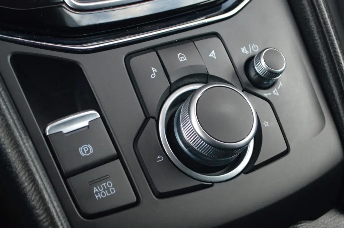 2.0 SkyActiv-G 165 Newground