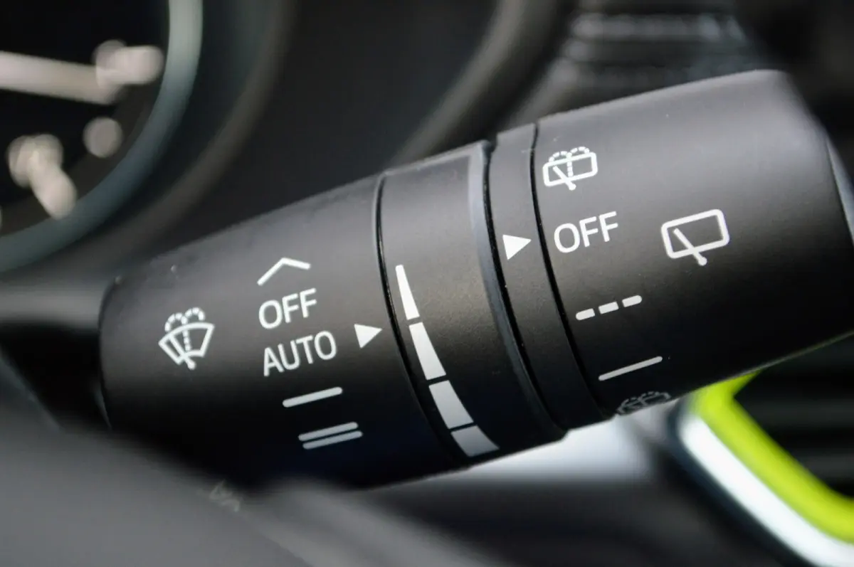 2.0 SkyActiv-G 165 Newground