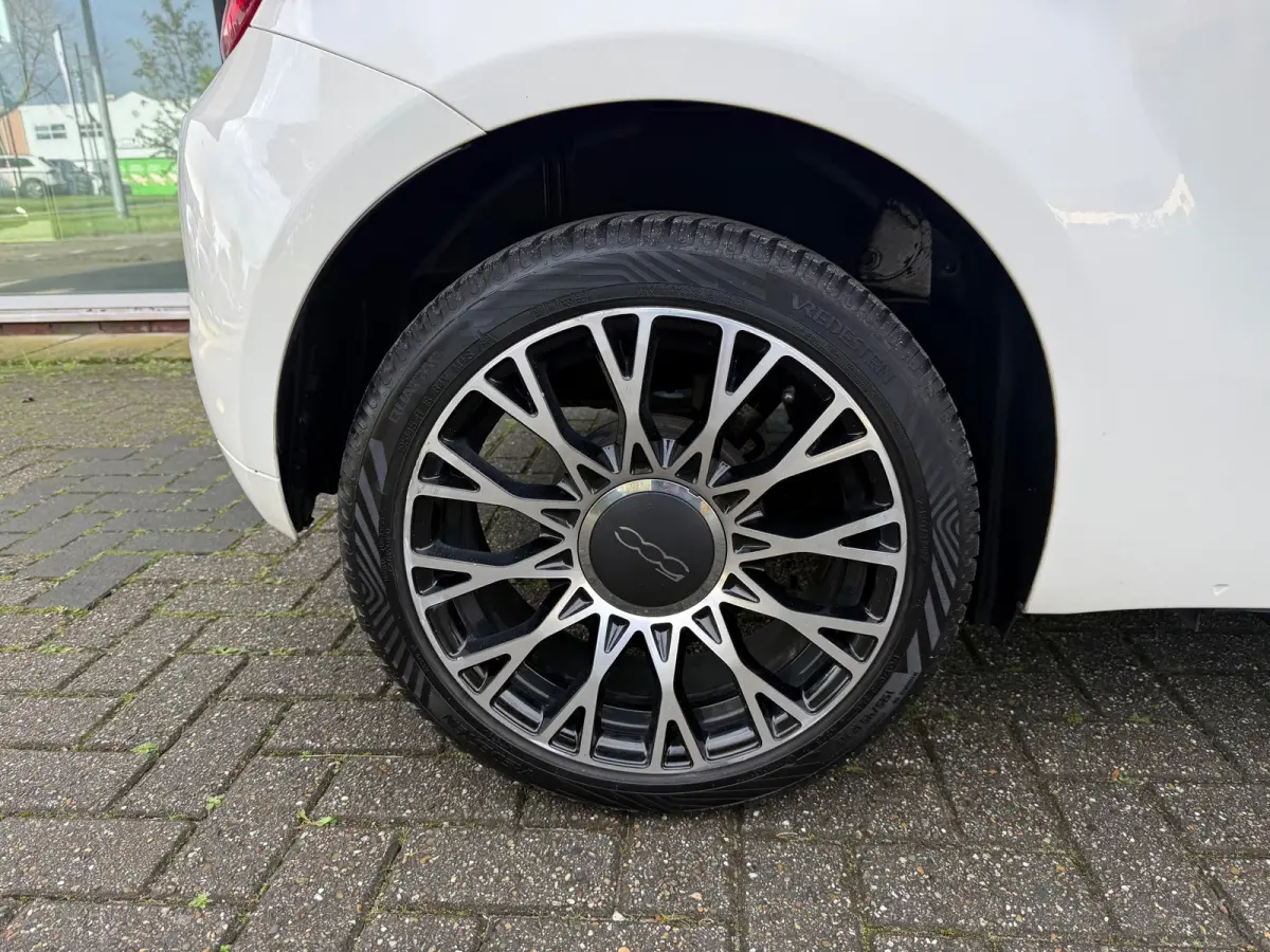 0.9 TwinAir Turbo Collezione - Panodak - Navi - Airco - Org.NL