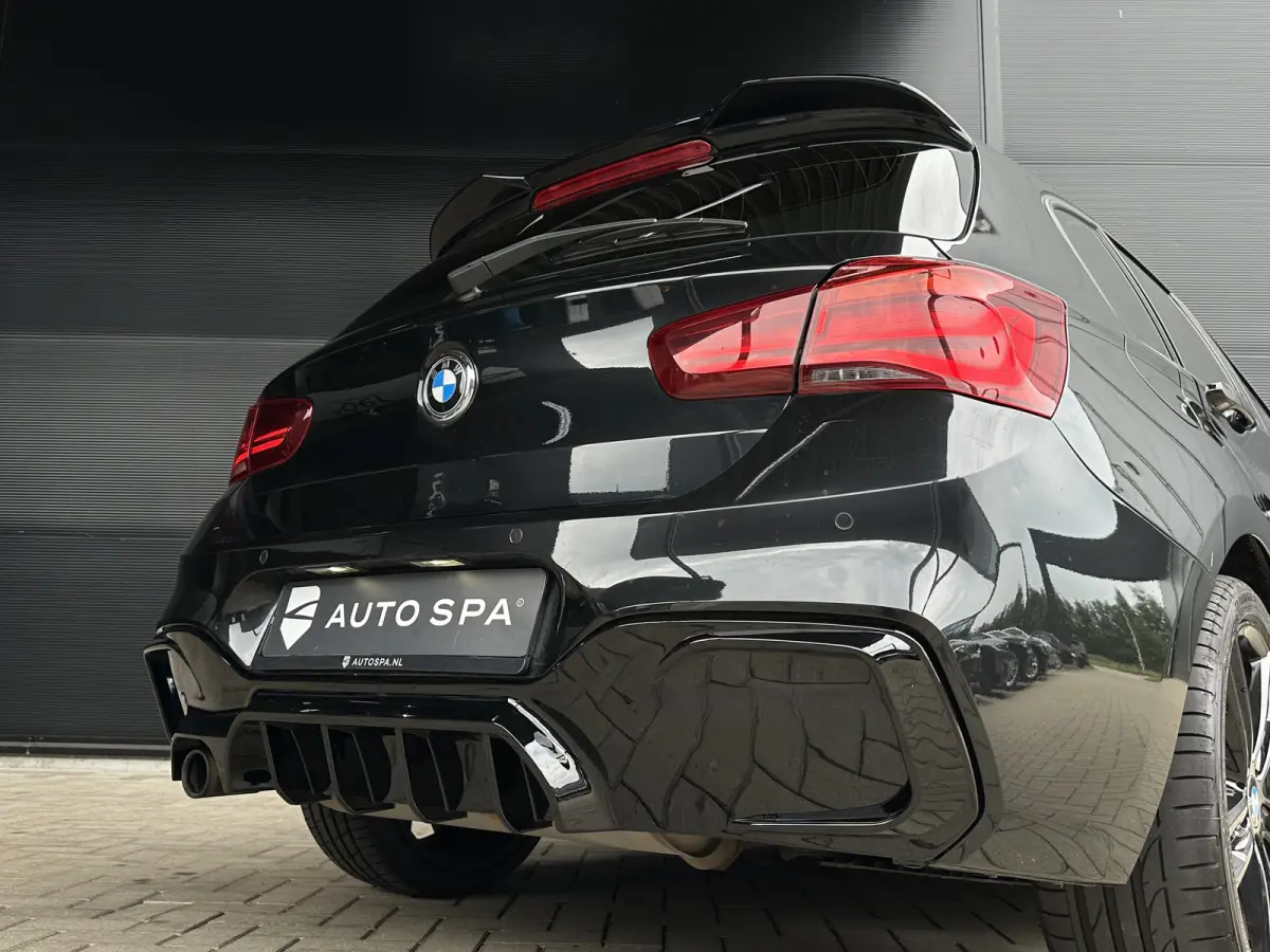 118i LCI 5-Deurs M-SPORT Alcantara LED Cruise Control
