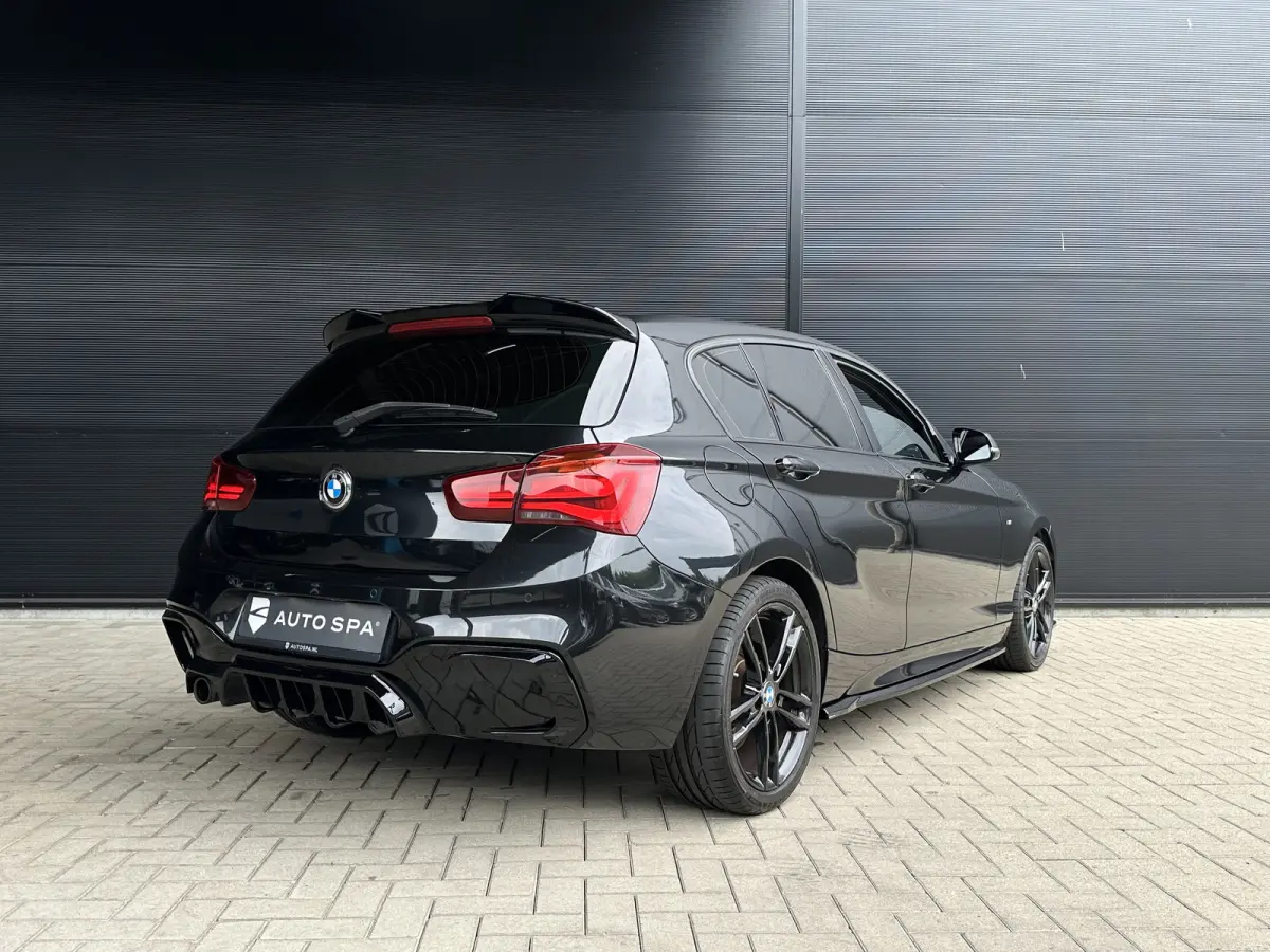 118i LCI 5-Deurs M-SPORT Alcantara LED Cruise Control
