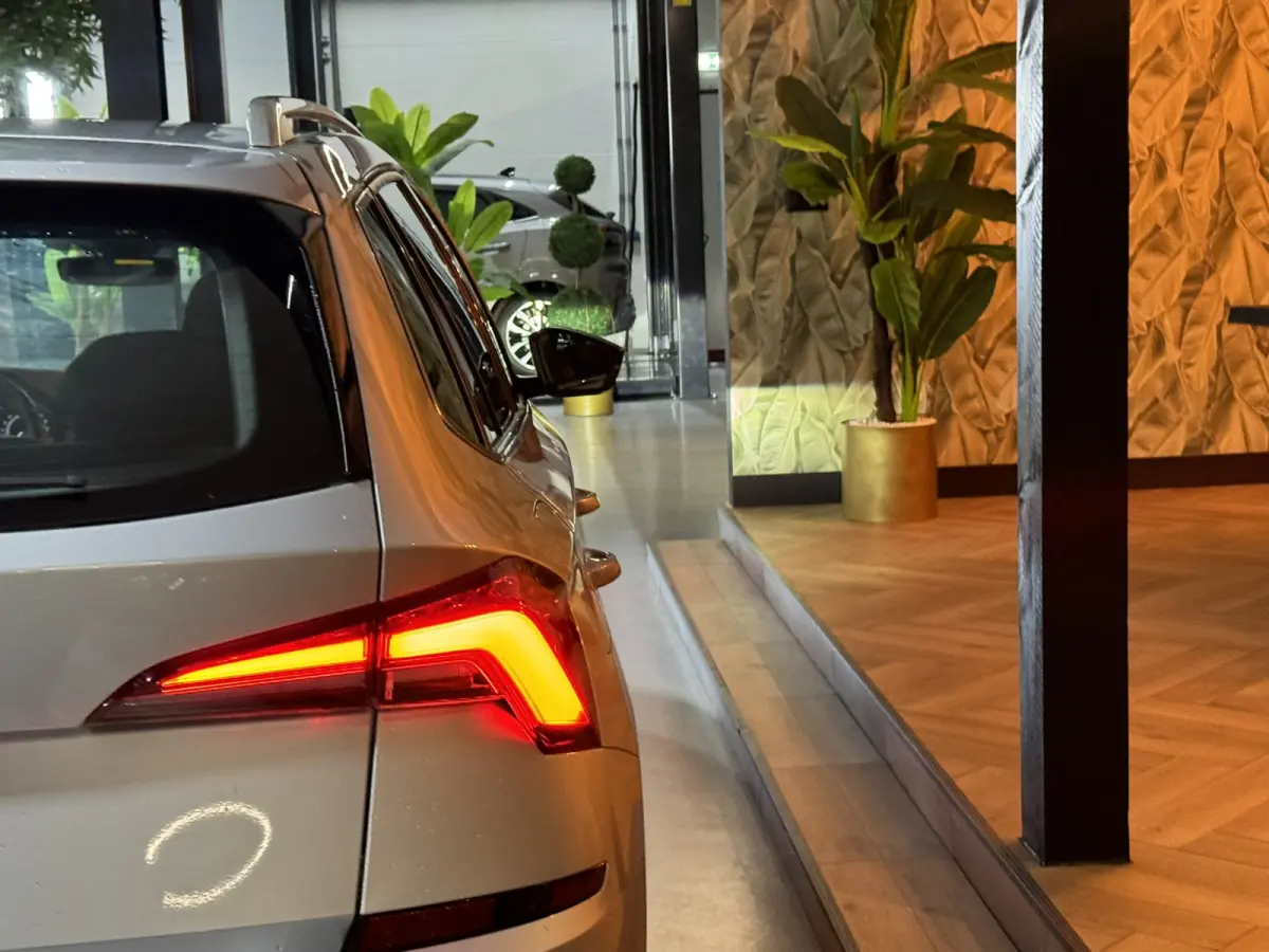 1.0 TSI Style Garantie|Automaat|Keyless|CarPlay|StoelVW|Lane Assist|Xenon|Rijklaar